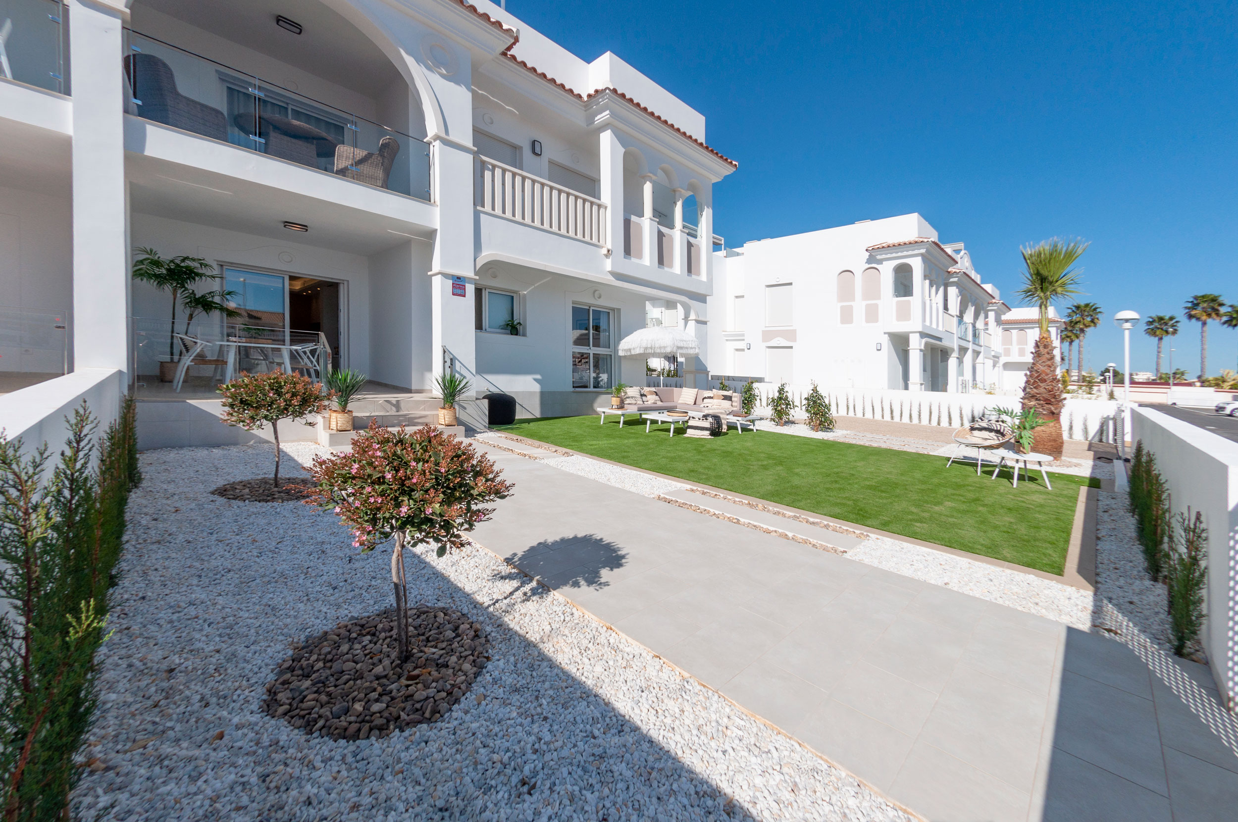 o_1e84hmq151a51mb11fjpu0uk084r