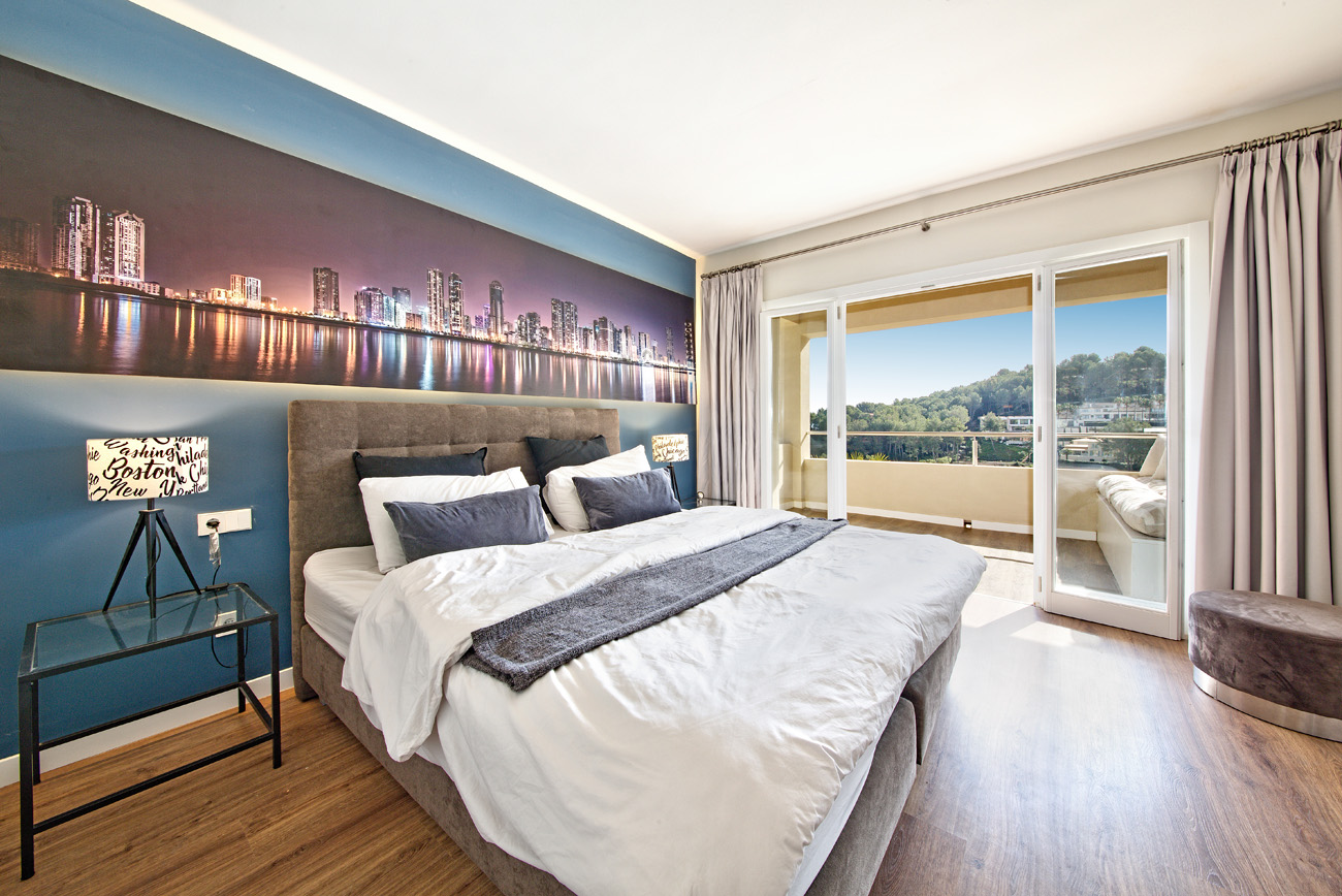 6037ffd12a5c490f252fff9a