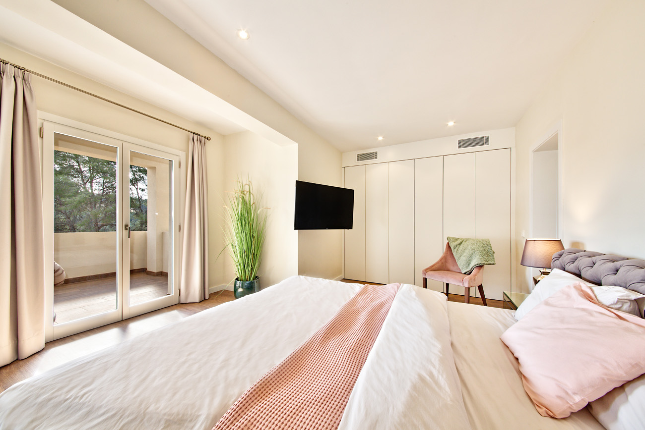 6037ffd12a5c49daba2fff92