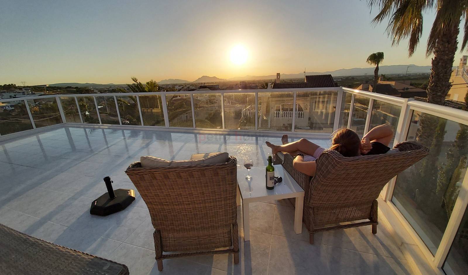 o_1g74dcp0v1fmm1ag6kf7o1b13ch2j_w_1700x940