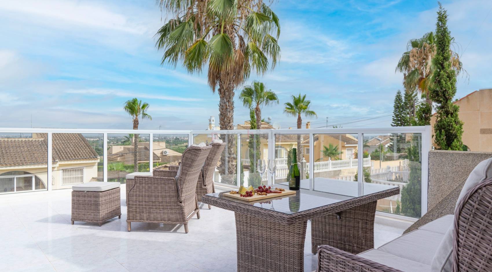 o_1g7f0jv921sf11m0j1pbehja8jl3m_w_1700x940