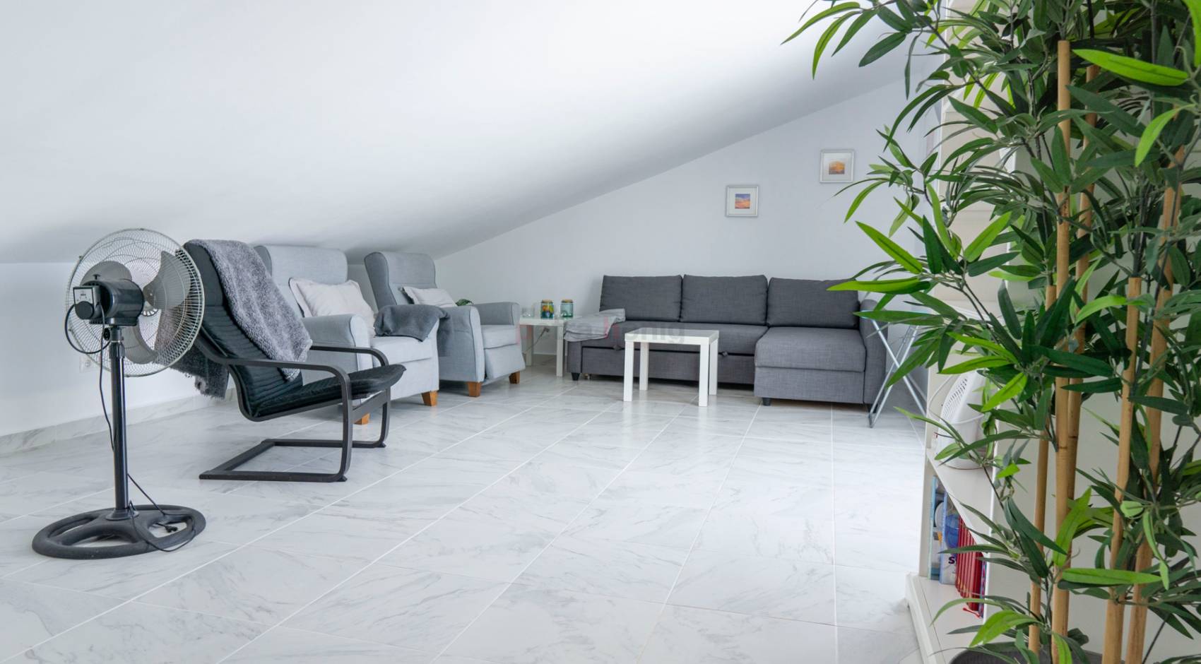 o_1g7f0jv92ouh1elvaig22ko4s3t_w_1700x940