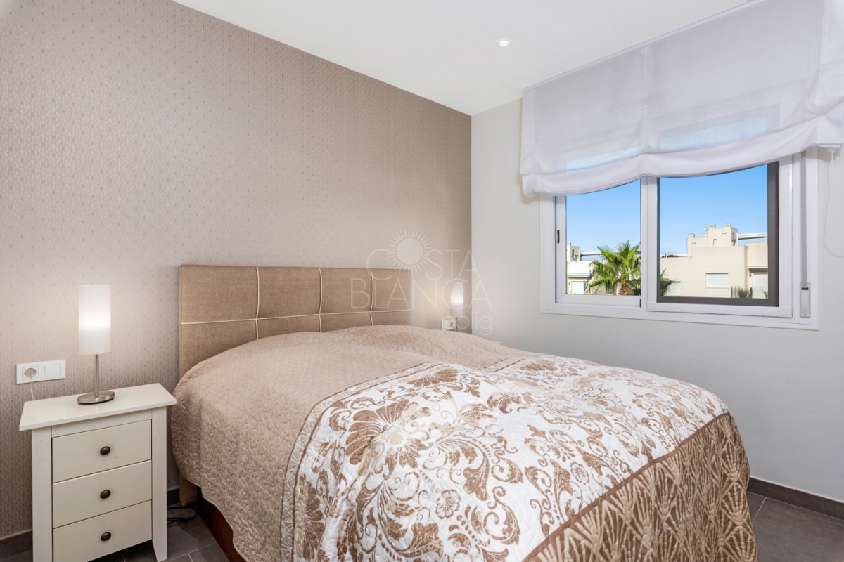 7abe2dc29ea4d31a2a063f42e95fd0ae_w_1200x800