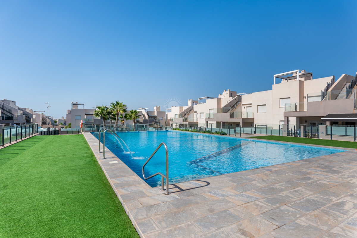 8db77b2fe64f82dcefc17f9d2064ac3d_w_1200x800