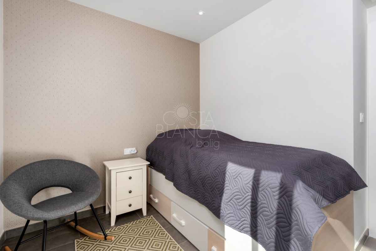 94469016922ddd5906dbfe107c0f4546_w_1200x800