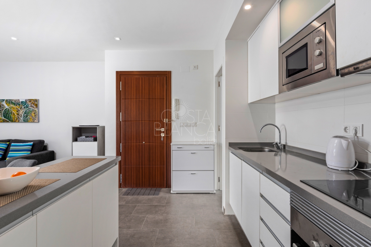 dc925464a0c1eb1b62a2c207ac3697e4_w_1200x800