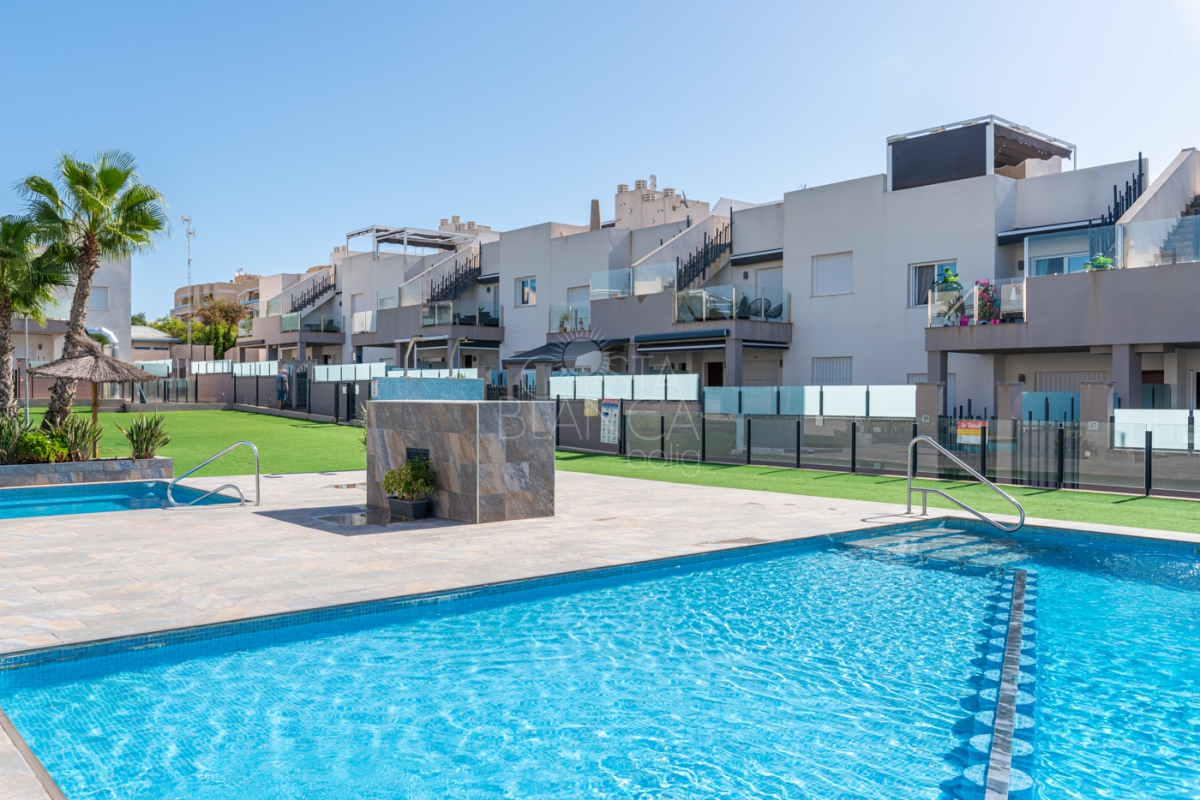 f0d532b80ca780d0369a75e345985f7f_w_1200x800