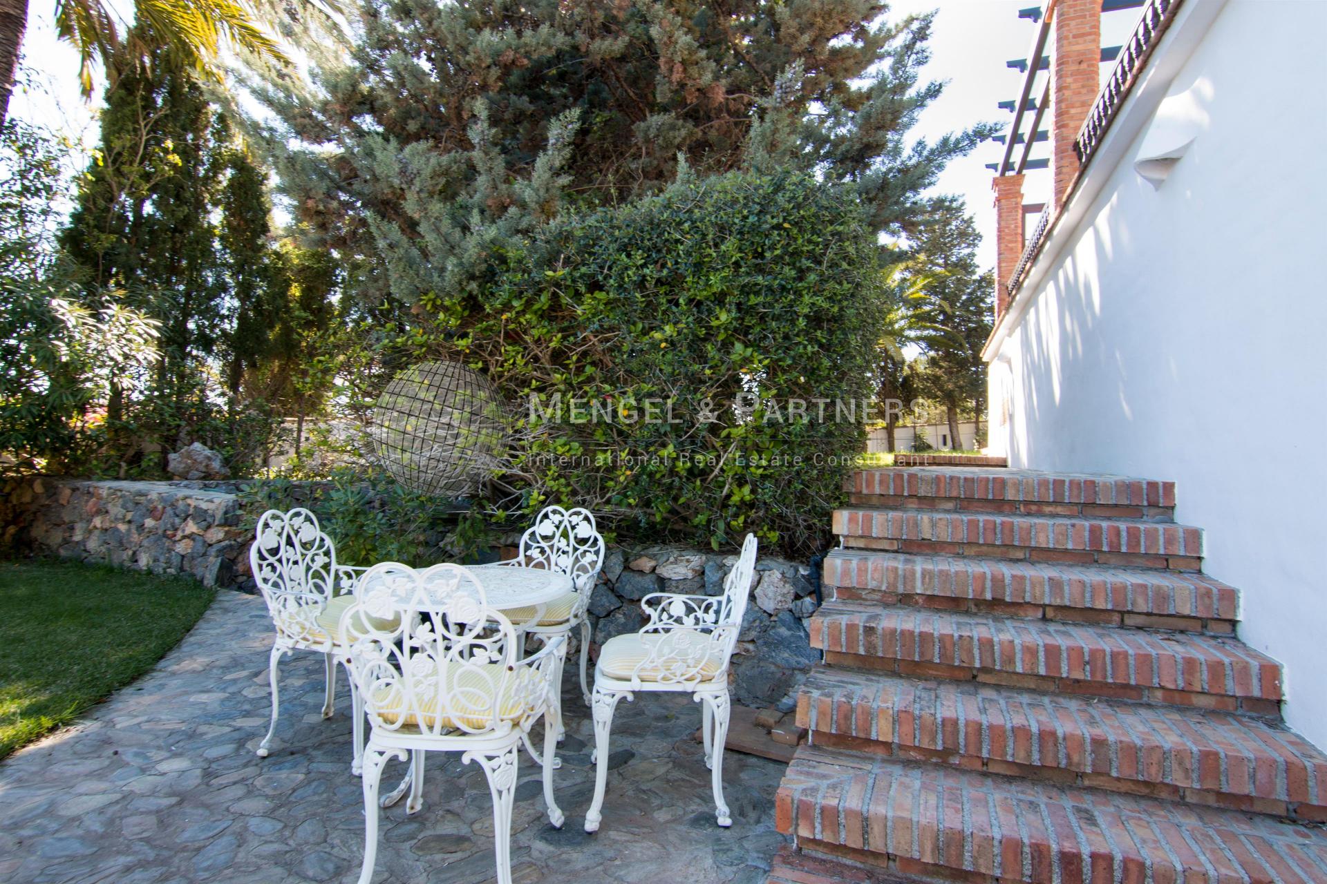 1b67c966b1210ce540d539f3c67a35007803def94a71a984e358216c2a9cdca39ea5ecd4c6a