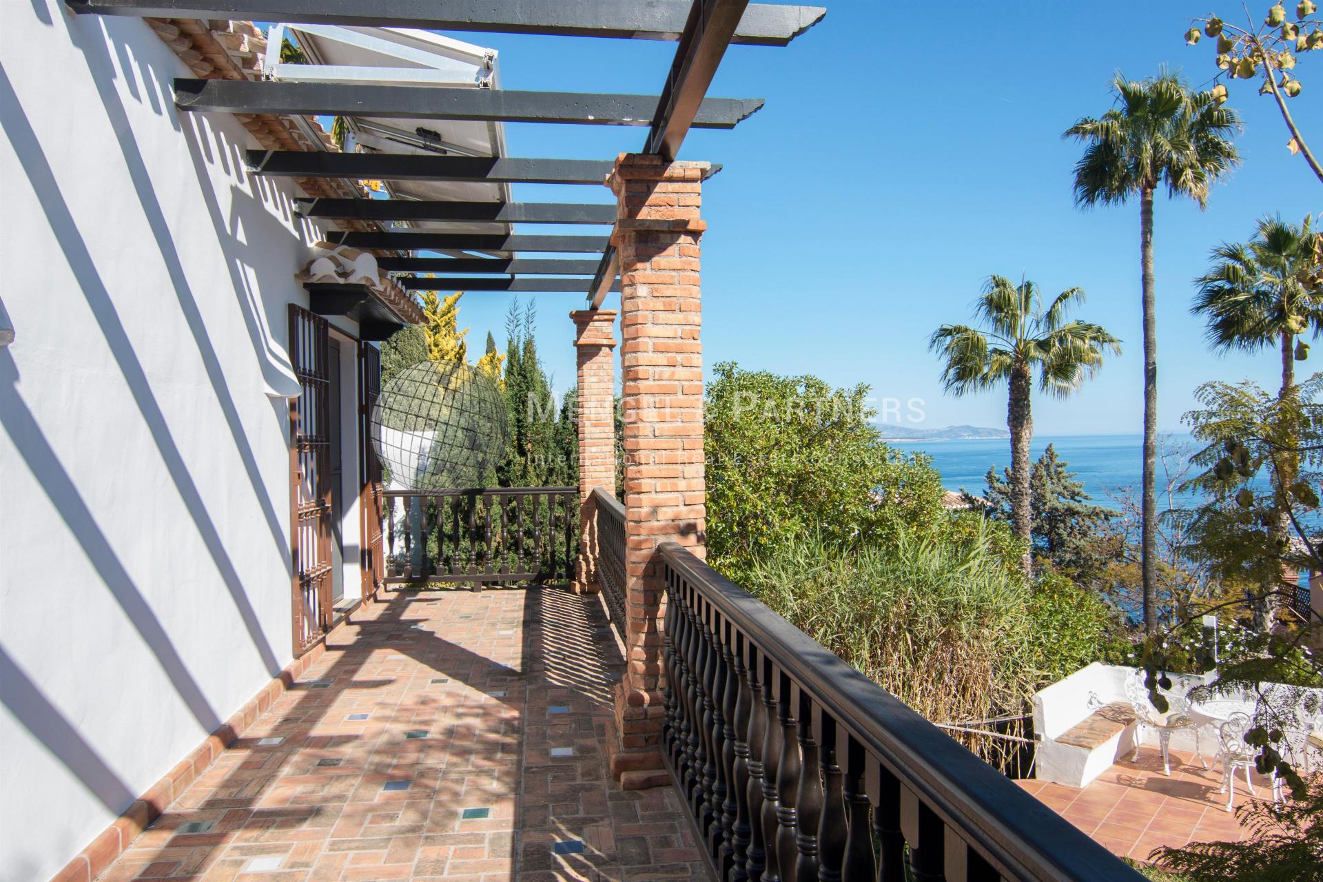 5610ff77717466b19f2639f3c67ac9ea7800925be5d1a984e358216c2a9cdca39ea5ecd4c6a