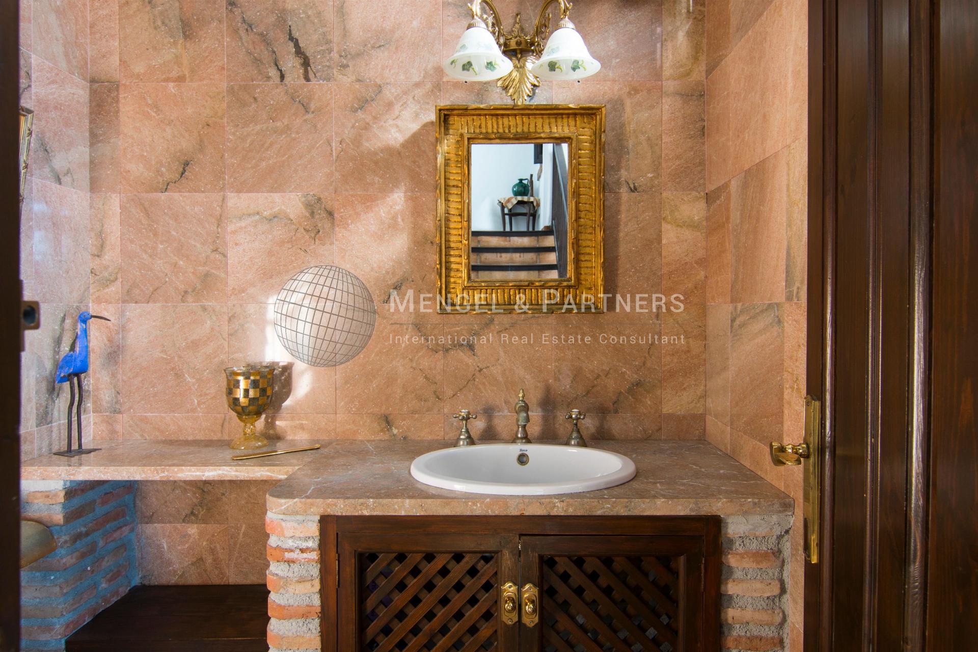 71a9c5100290bdf22e0b39f3c679dd057805eb562d71a984e358216c2a9cdca39ea5ecd4c6a