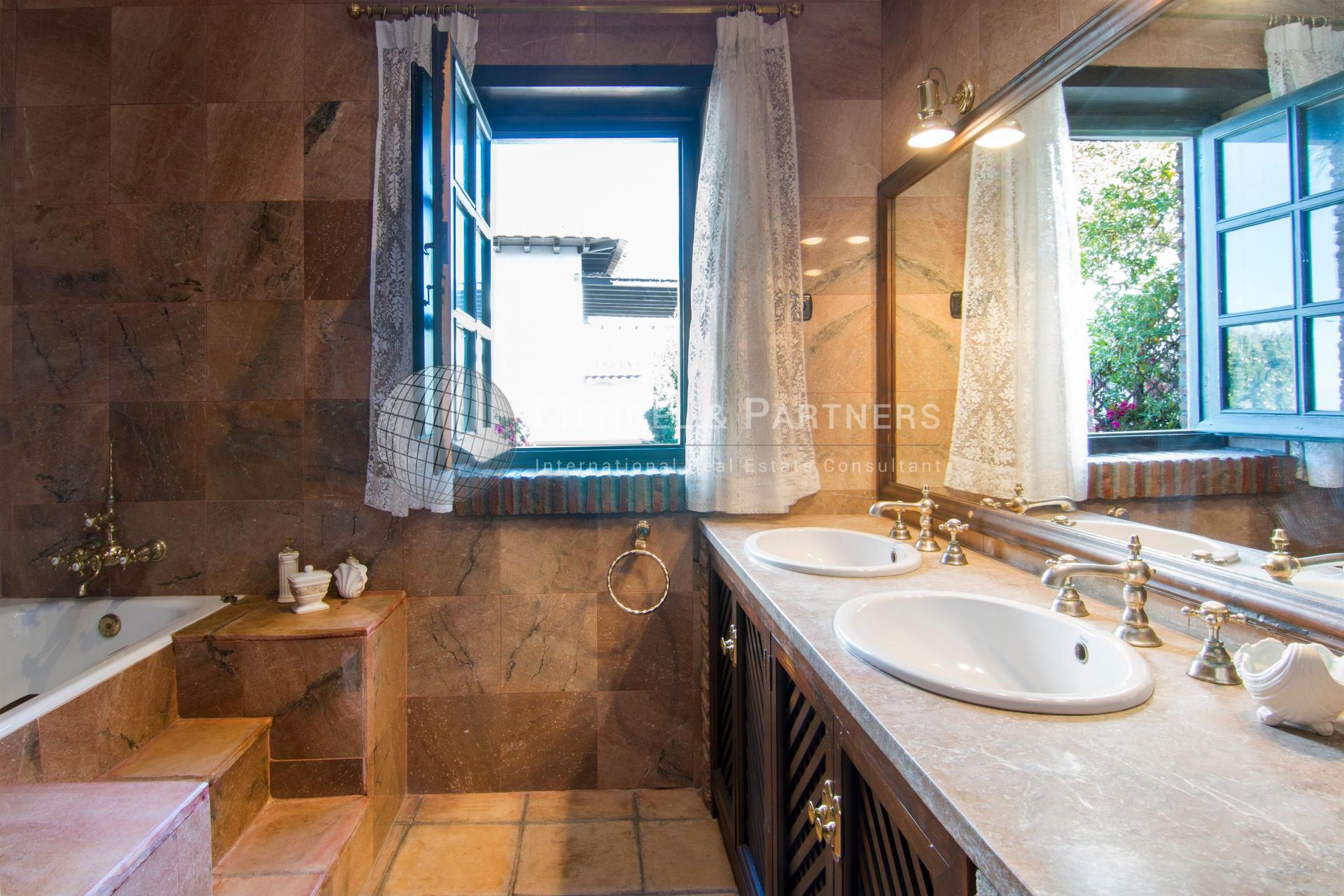 91b34c69e76fddd7643439f3c67825e67806c48498f1a984e358216c2a9cdca39ea5ecd4c6a