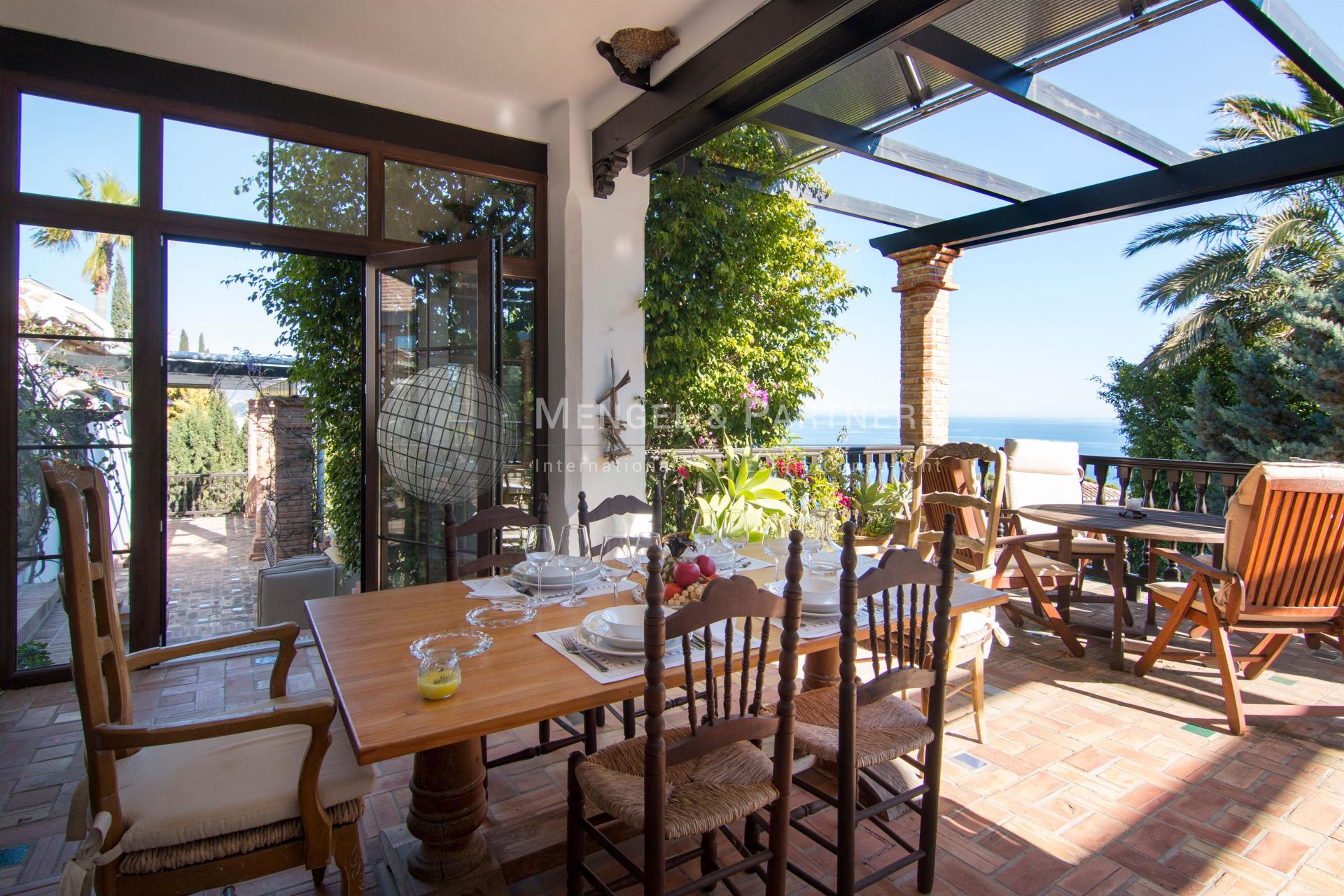 c3498469689bb464291d39f3c679b38078061ff99bb1a984e358216c2a9cdca39ea5ecd4c6a