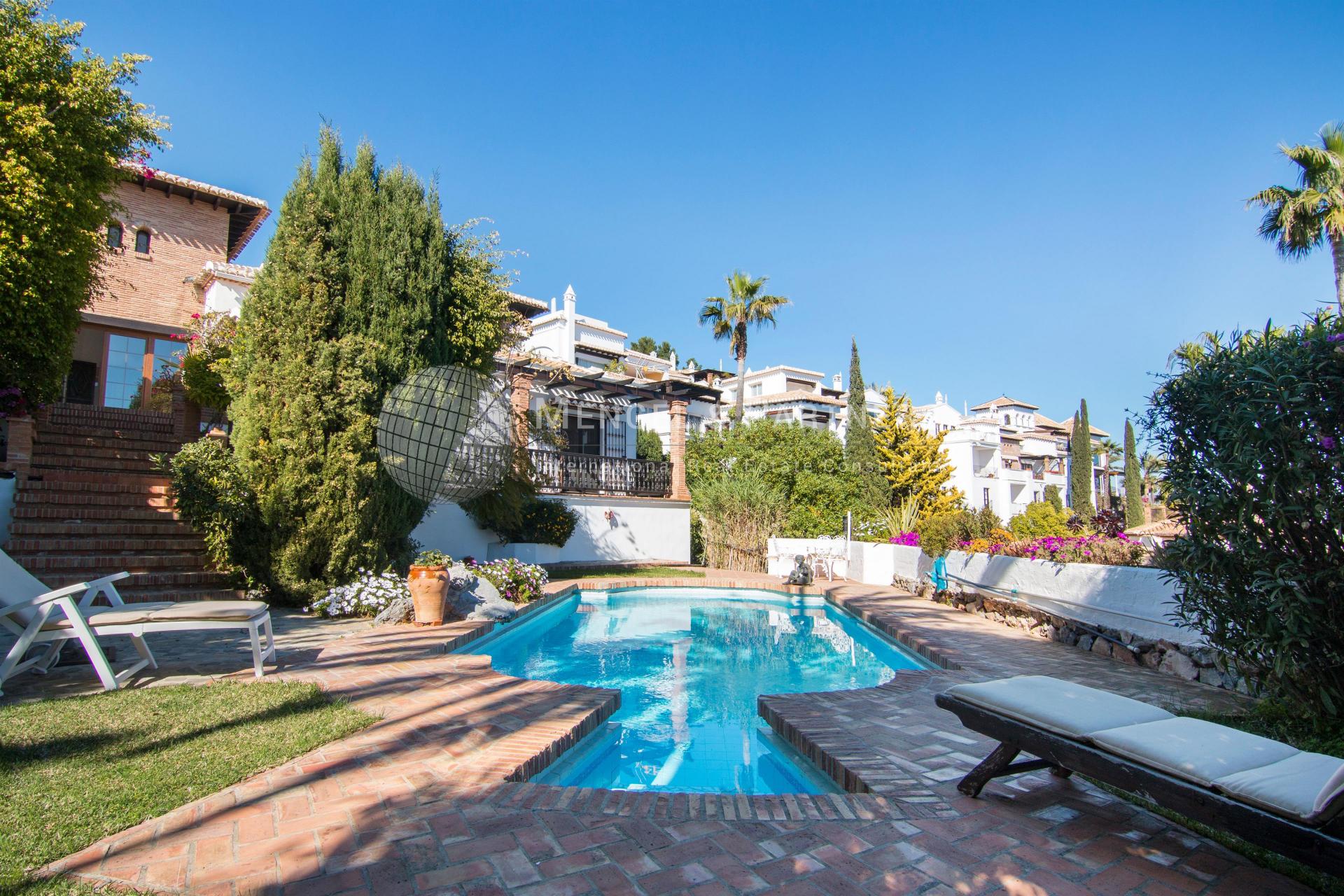 ea8efb284e2a08569d0139f3c67a53687806f515f371a984e358216c2a9cdca39ea5ecd4c6a