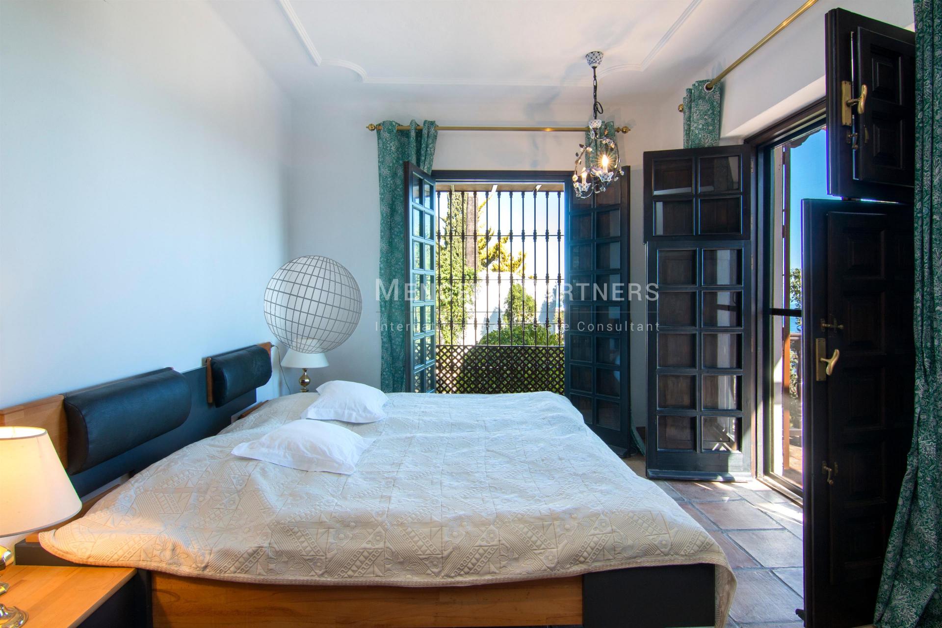 f1f7de1a62ae6a91c22d39f3c677451778049a167901a984e358216c2a9cdca39ea5ecd4c6a