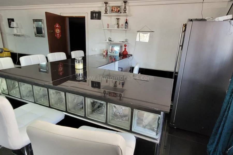 o_1g10qhap31r0j131h1fqa99uibn7j_w_900x600