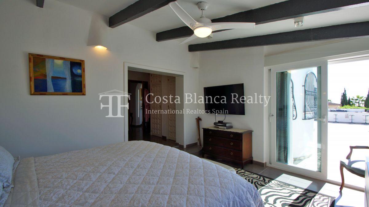 12bfe8169664a265eb2fd8b9fd067b05_photo_800x1200_wt