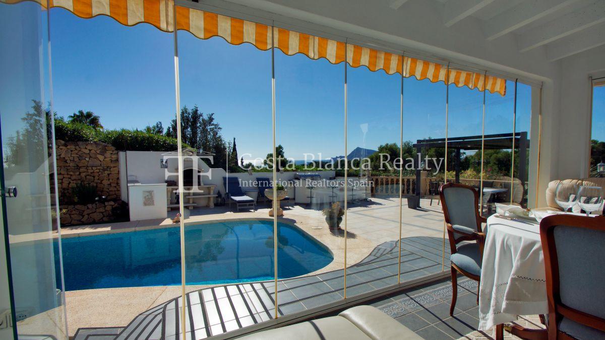 29408e40f29b755231e852fb76b71b4b_photo_800x1200_wt