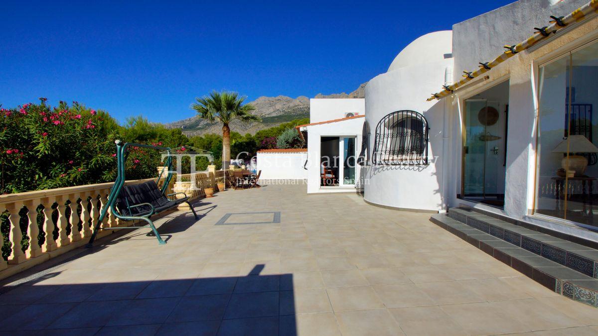 383d3906a81567a4790639391dc4ecd7_photo_800x1200_wt