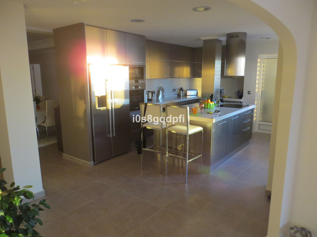 5bd7b9d04b45e33852eaf0ec6670150d