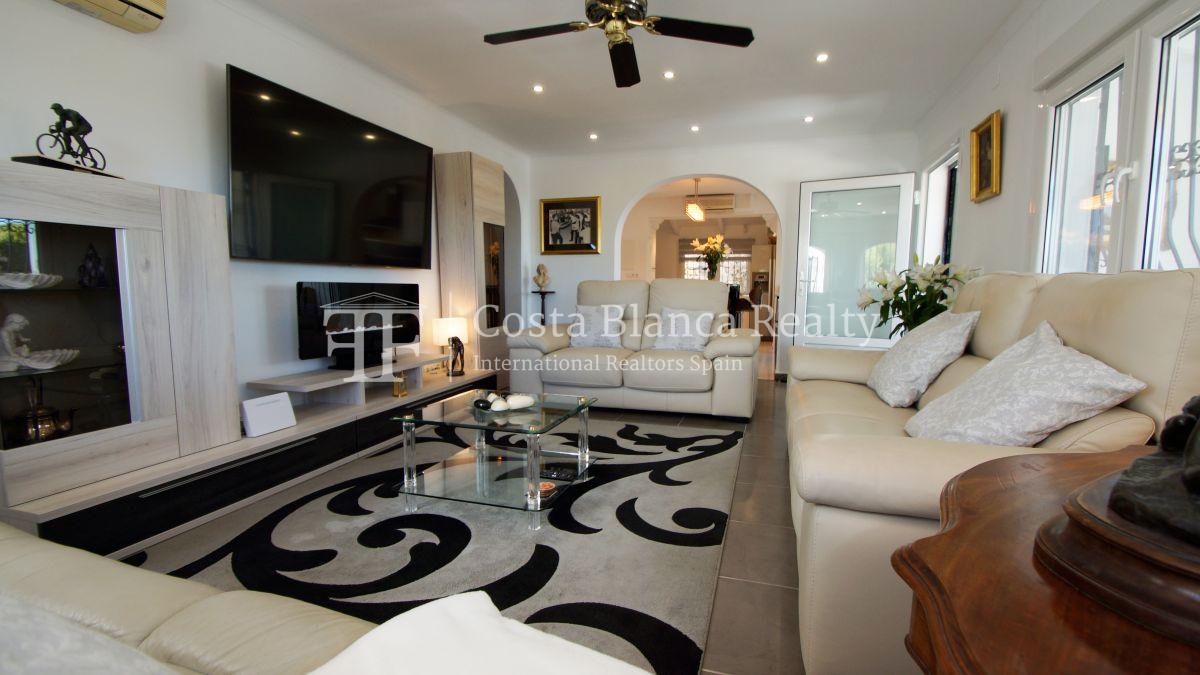 ba0c22ae21290ef88181d910254d9ac8_photo_800x1200_wt