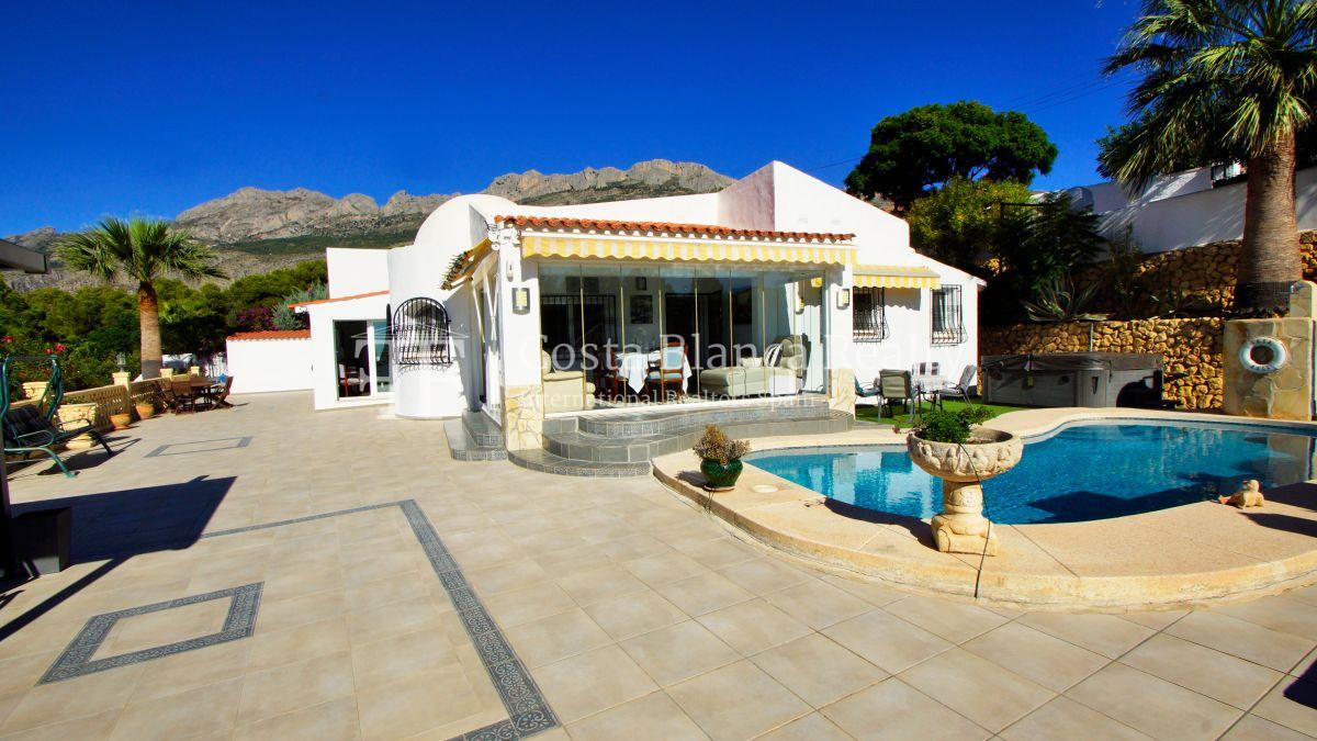 e2db197e07804d57f3af6c3bd1368f5e_photo_800x1200_wt