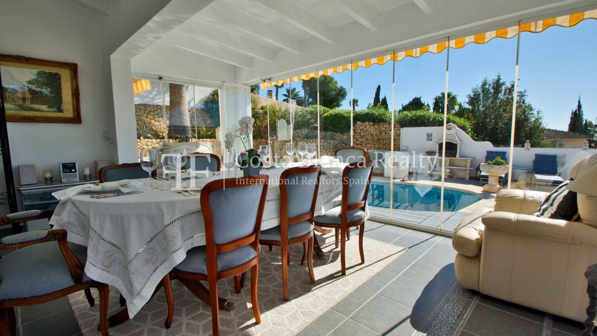 f691ead601631590e70a47def3ad8f3a_photo_800x1200_wt