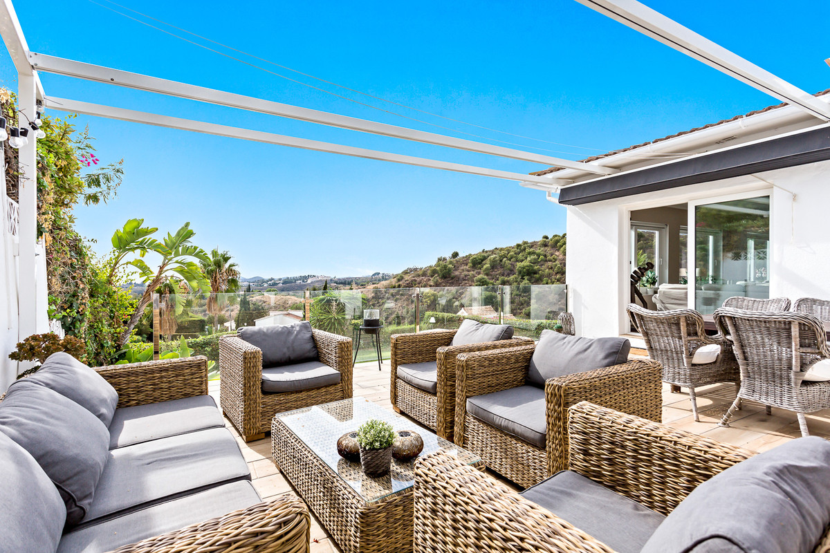 7980e48d732b6fc85c14b43b94d2aa54