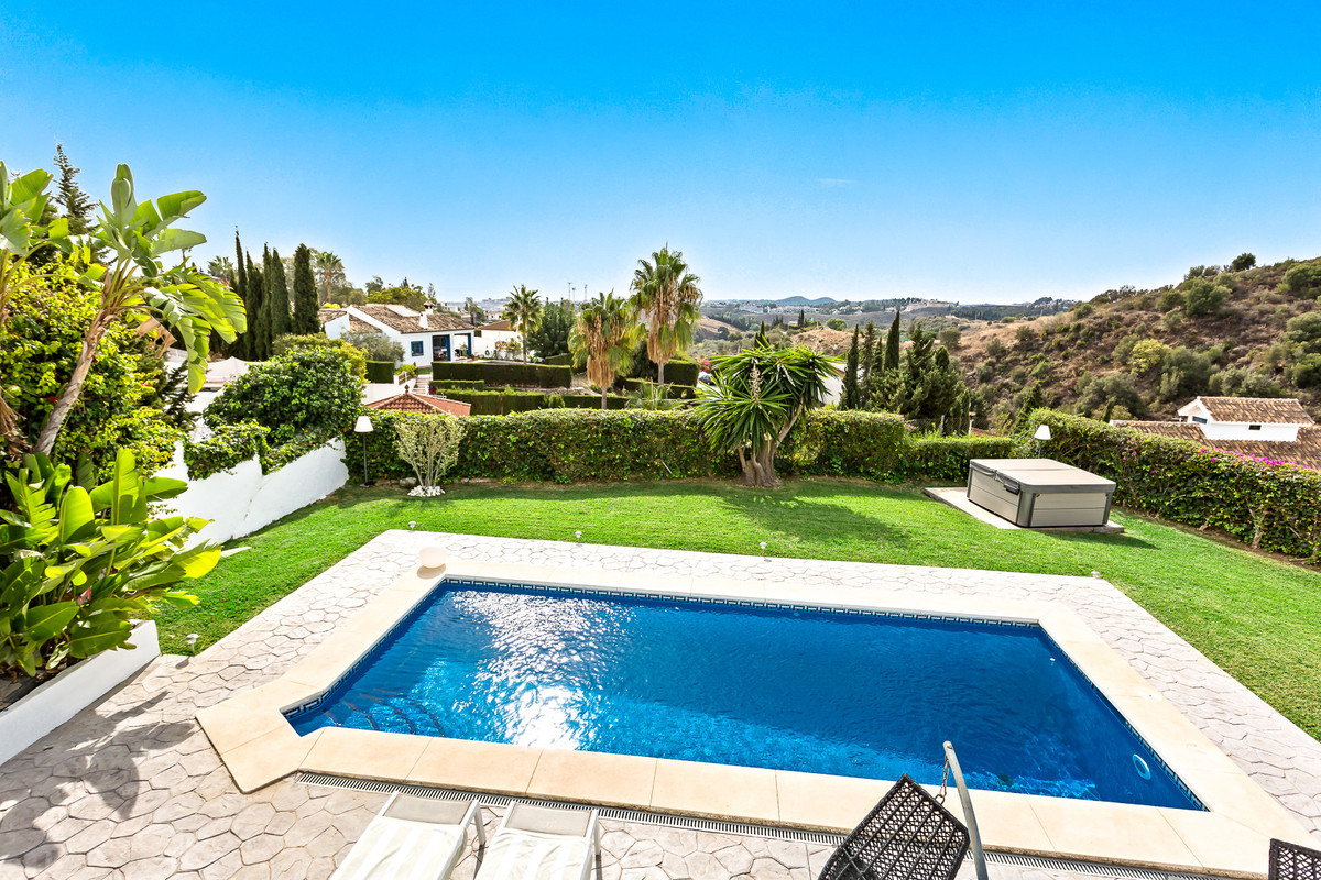 7980e48d732b6fc85c14b43b94d2aa54