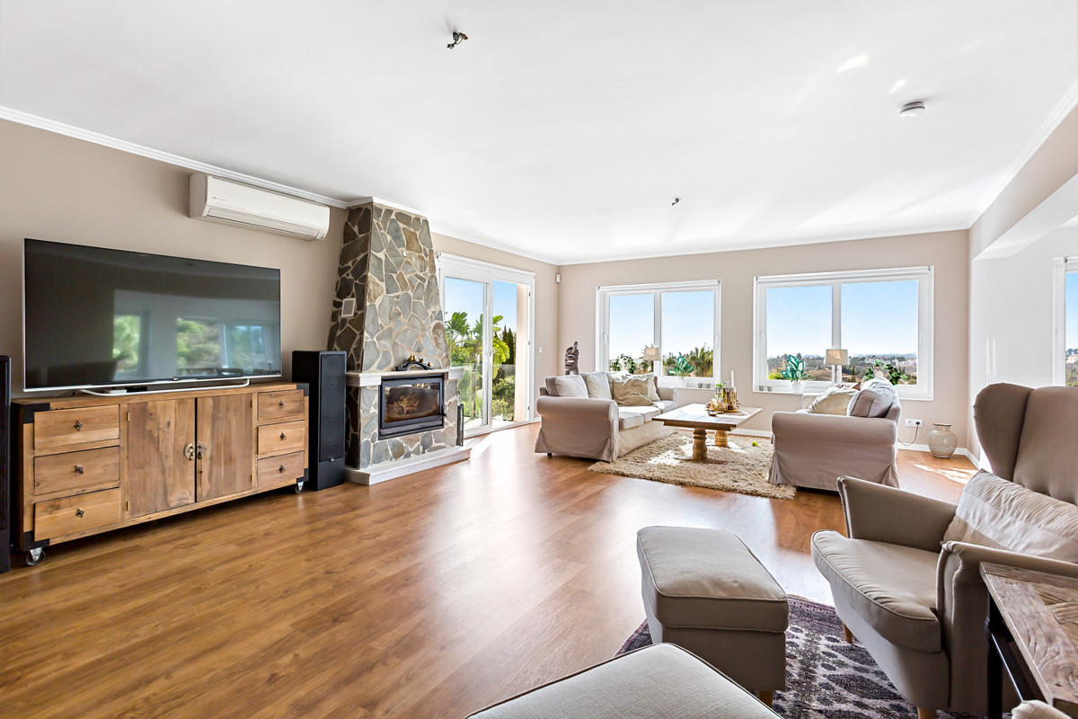 7980e48d732b6fc85c14b43b94d2aa54