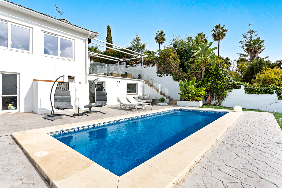 7980e48d732b6fc85c14b43b94d2aa54