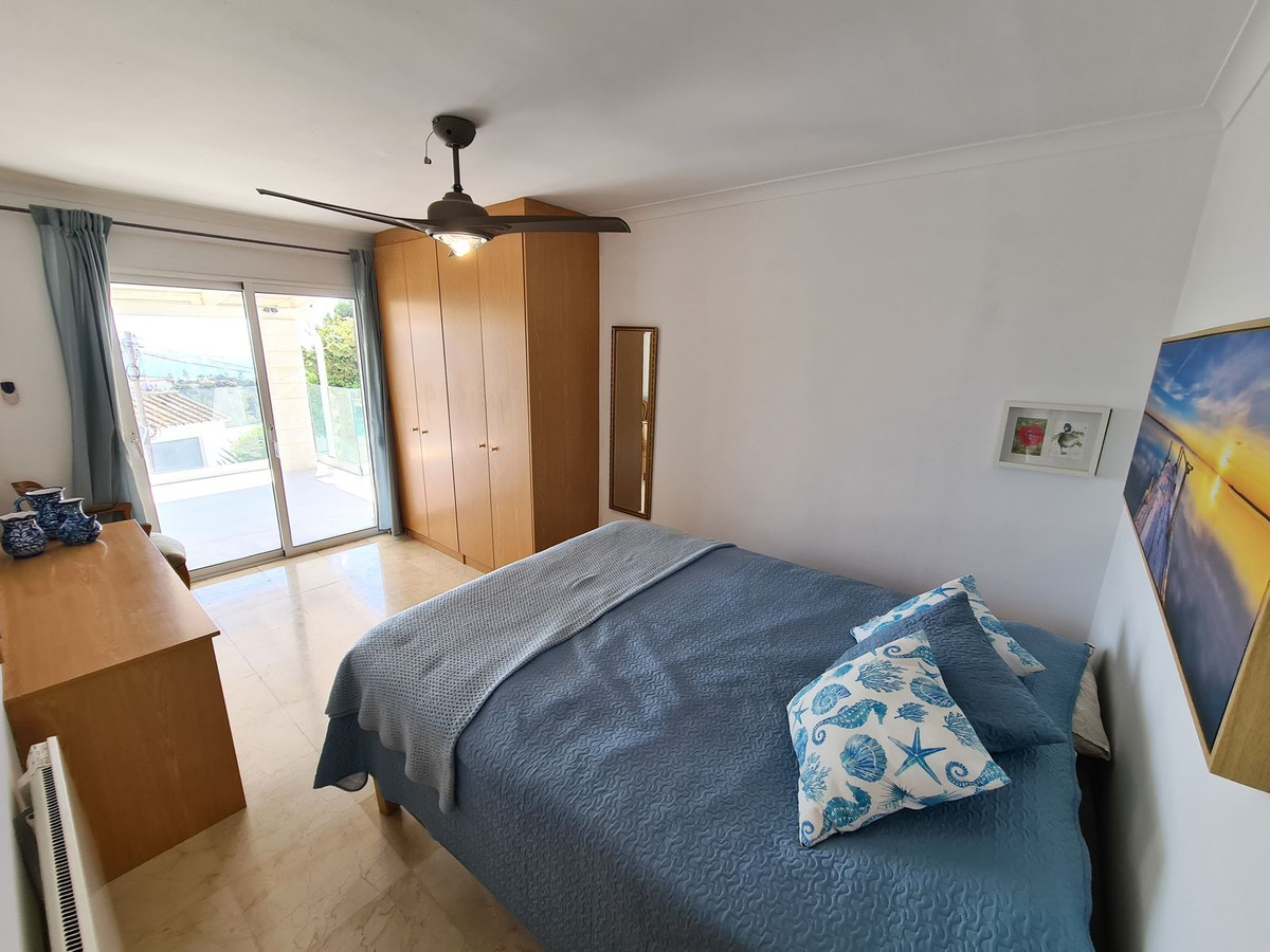 7980e48d732b6fc85c14b43b94d2aa54