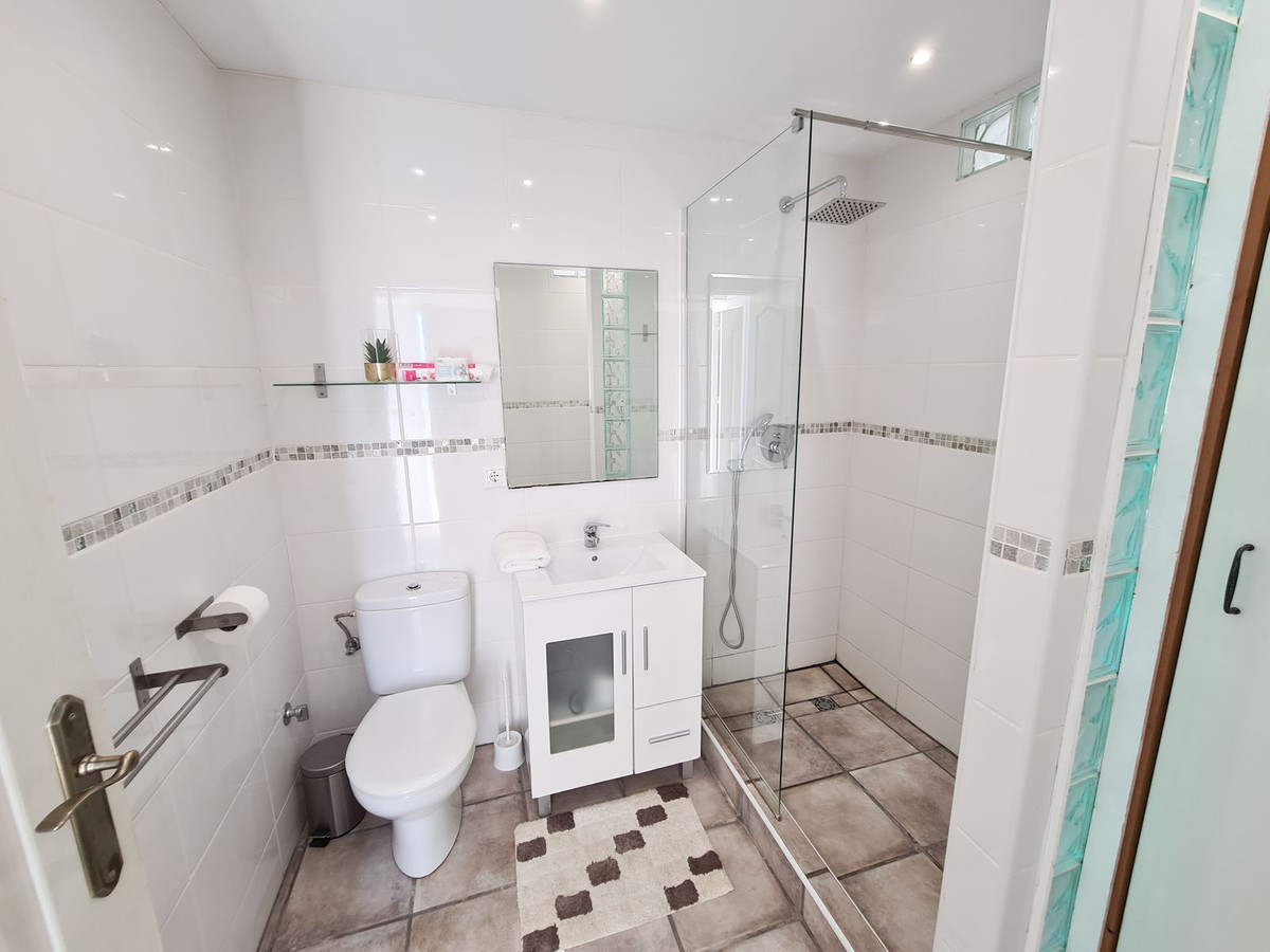 7980e48d732b6fc85c14b43b94d2aa54