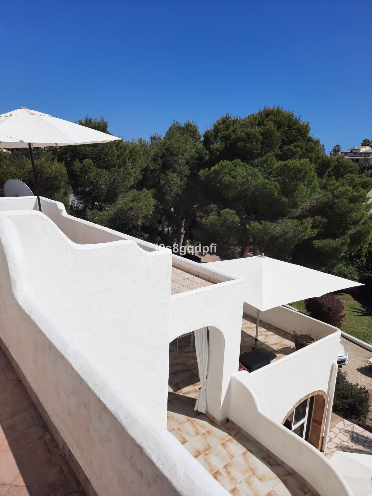 7980e48d732b6fc85c14b43b94d2aa54