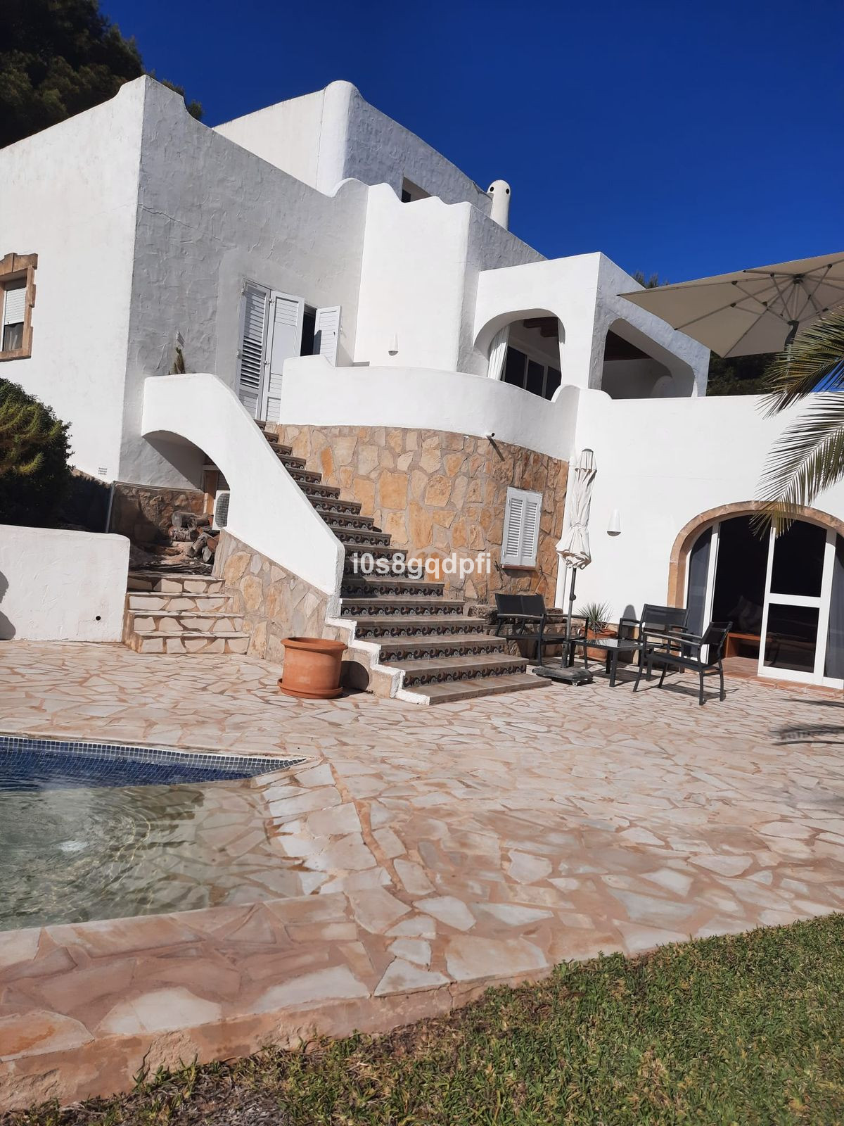 7980e48d732b6fc85c14b43b94d2aa54