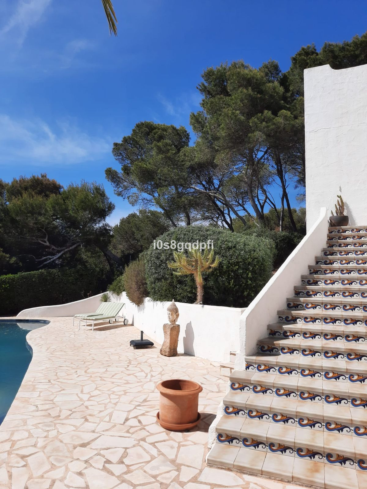 7980e48d732b6fc85c14b43b94d2aa54