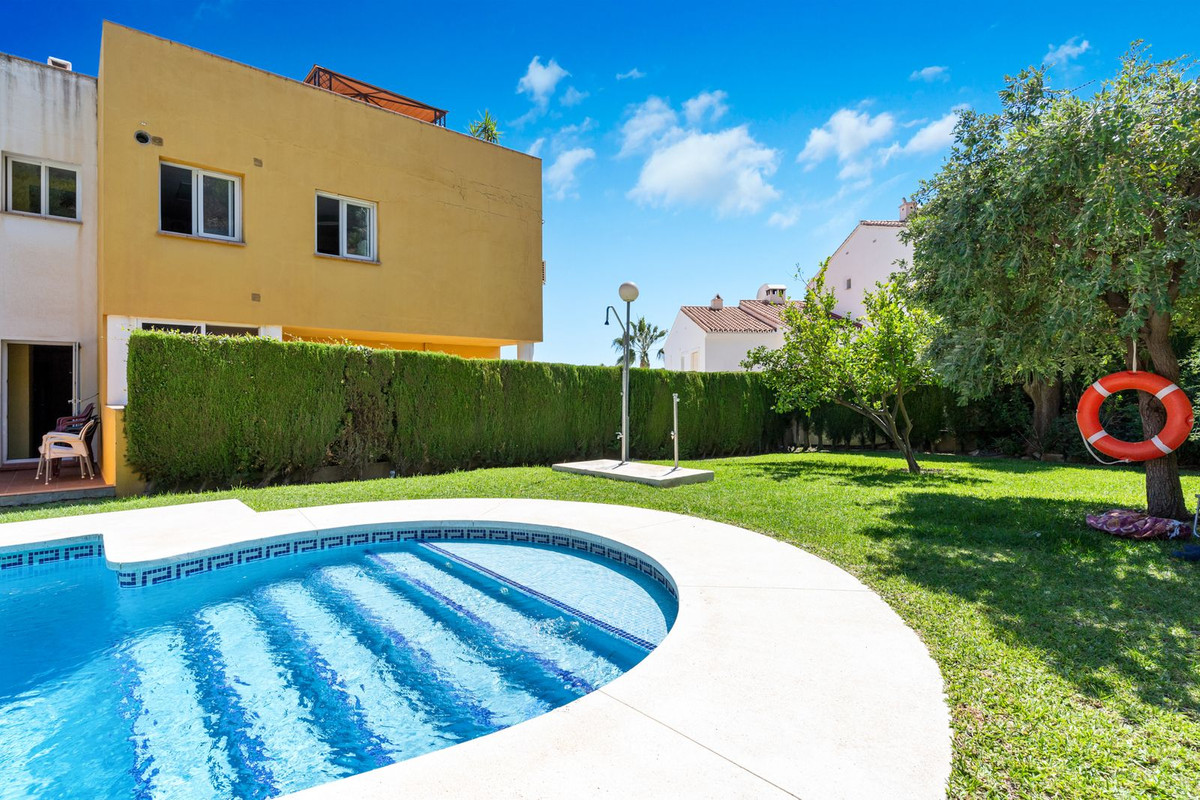 bcf8e6250e0bab365f900a8ac31ac040