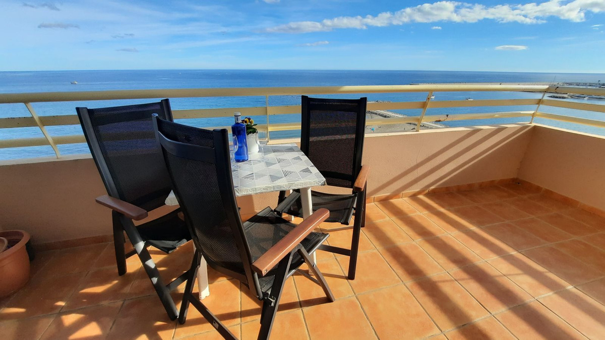 7980e48d732b6fc85c14b43b94d2aa54