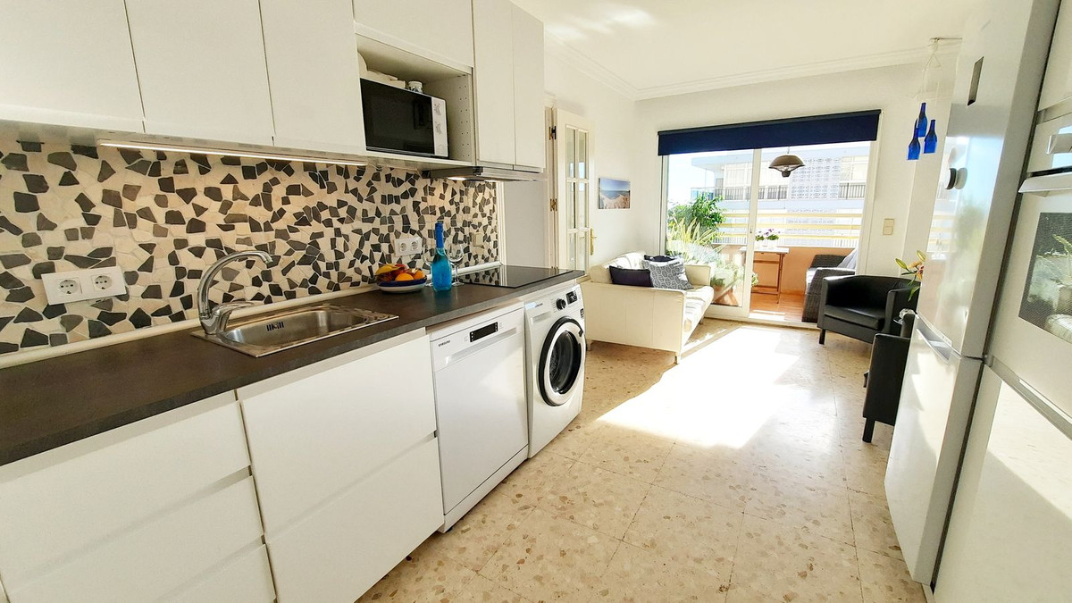 7980e48d732b6fc85c14b43b94d2aa54