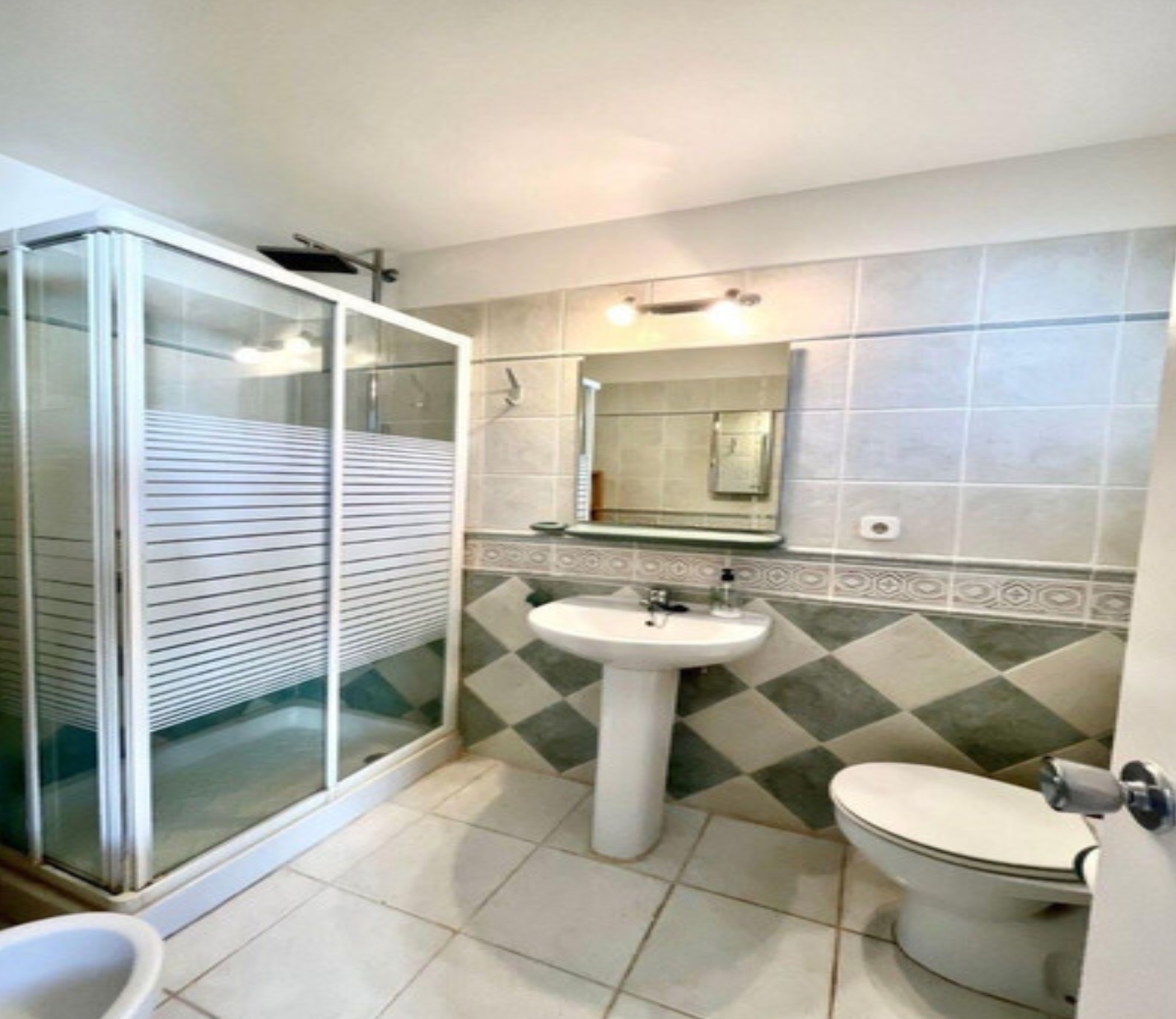 SOLGTCSW-543-R4688353