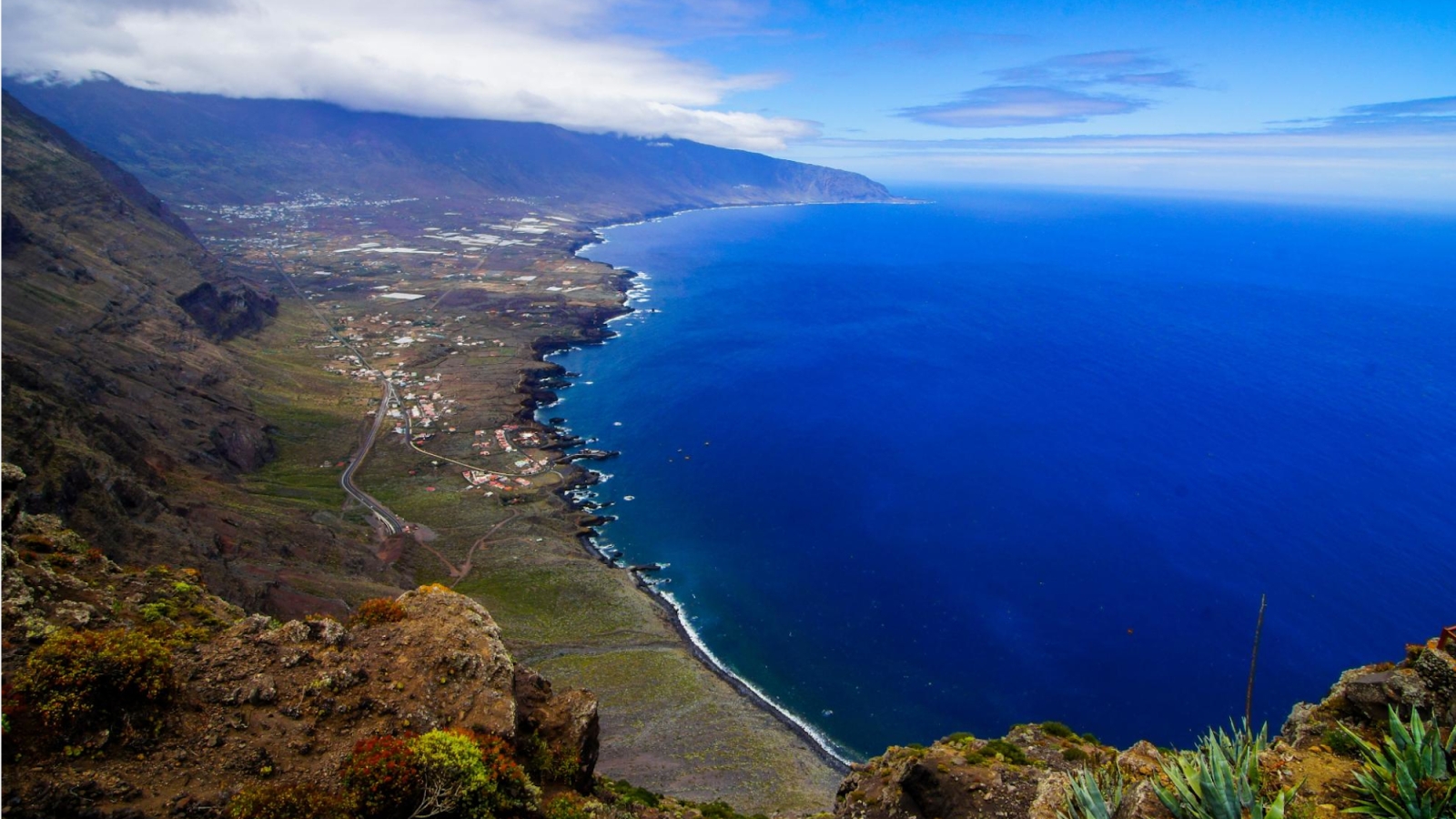 shutterstock 199539209 - El Hierro, Canary Island 