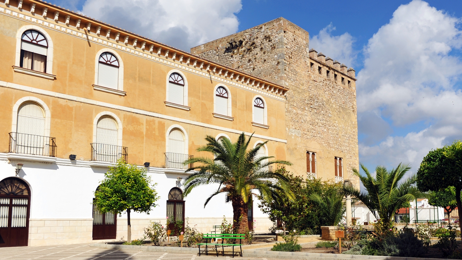 shutterstock 1262857648 - Cabra