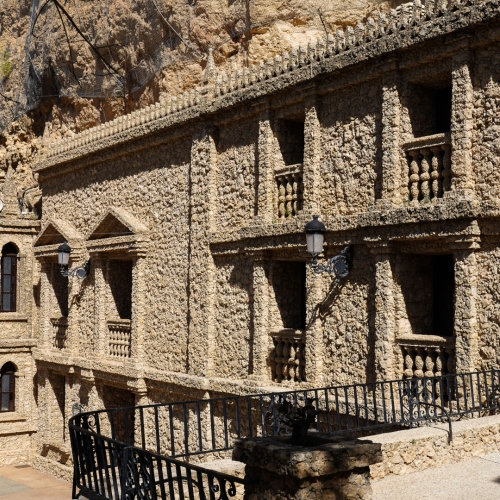shutterstock 1681288879 - Santuario de la Virgen de la Esperanza, Calasparra