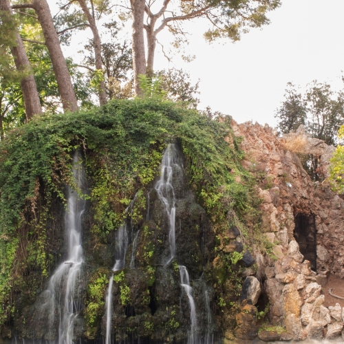 shutterstock 2127621575