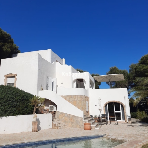 7980e48d732b6fc85c14b43b94d2aa54