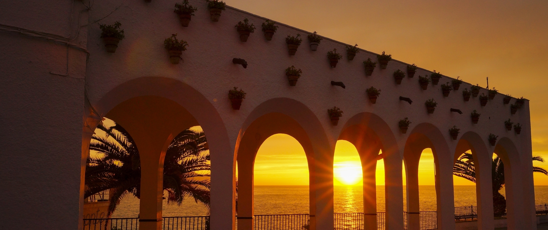 shutterstock 559402087 - Balcón de Europa, Nerja