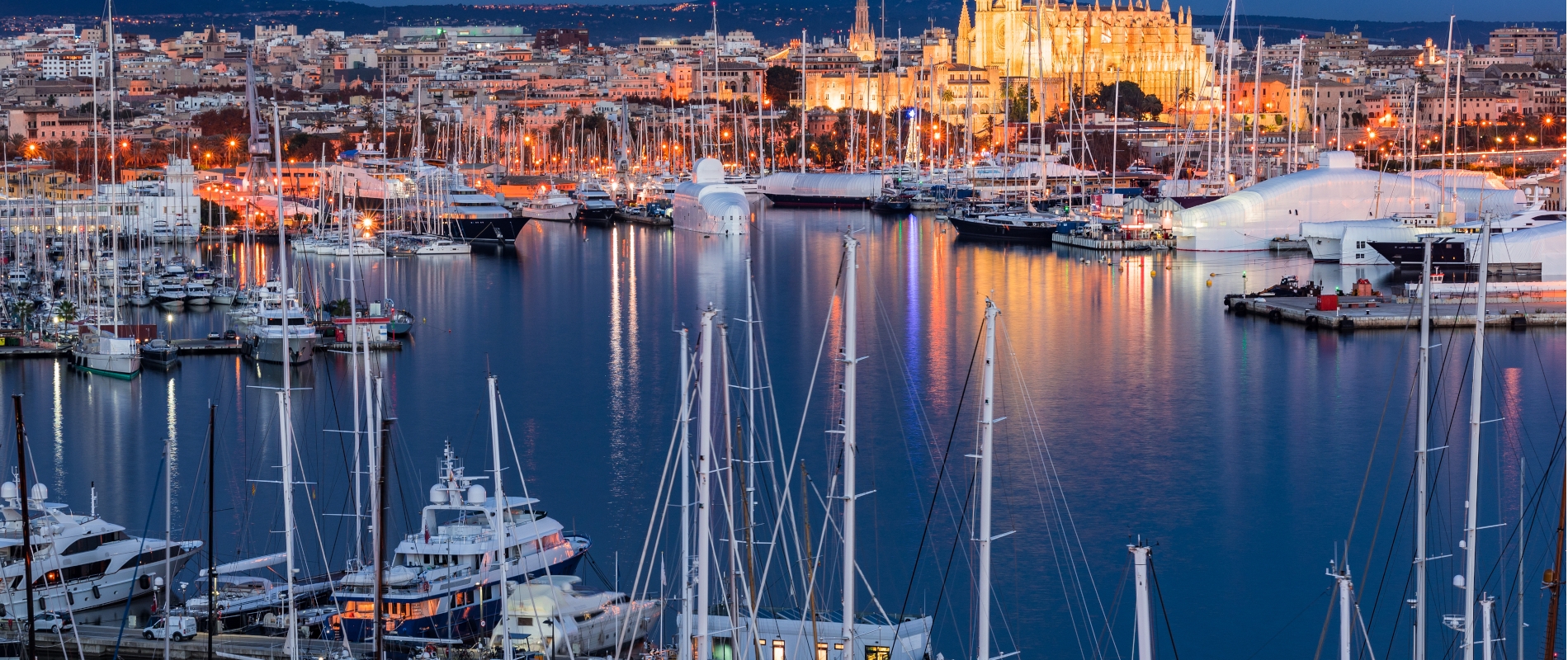 shutterstock 614620676 - Puerto De Palma De Mallorca